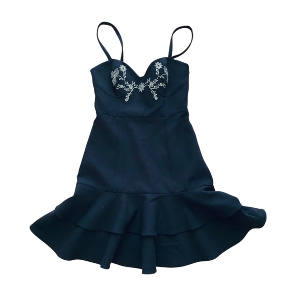 Cinq à Sept Navy Embroidered Cocktail Dress – Size 4 - Picture 1 of 9